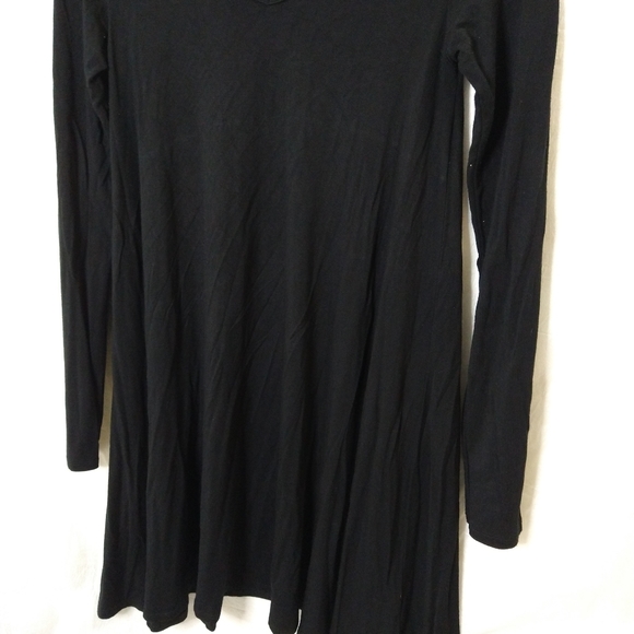 Garage Long Sleeve V Neck Dress - Picture 8 of 9